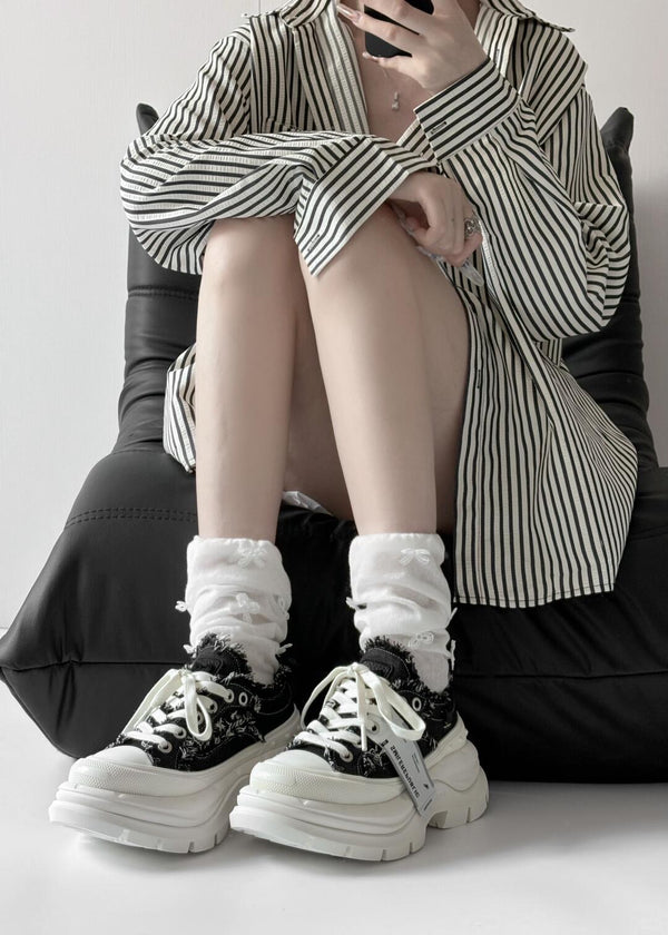 2.0 Smile Queen Classic Black White Low Top Sneaker