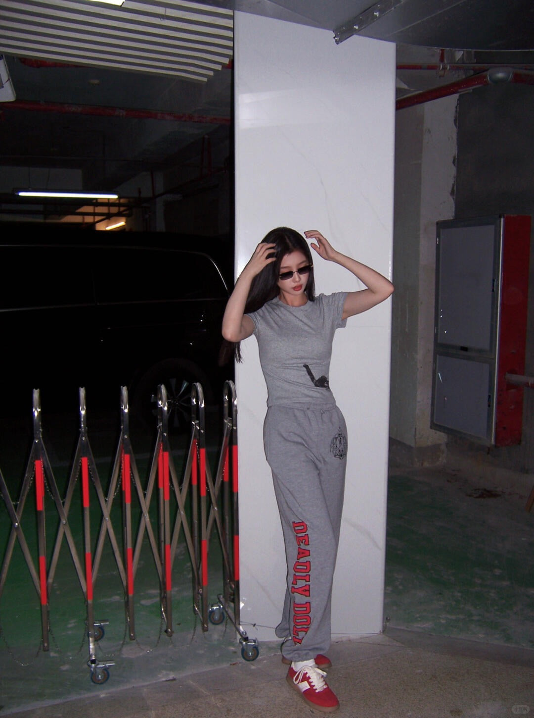 Fitted Kitten Print T-Shirt