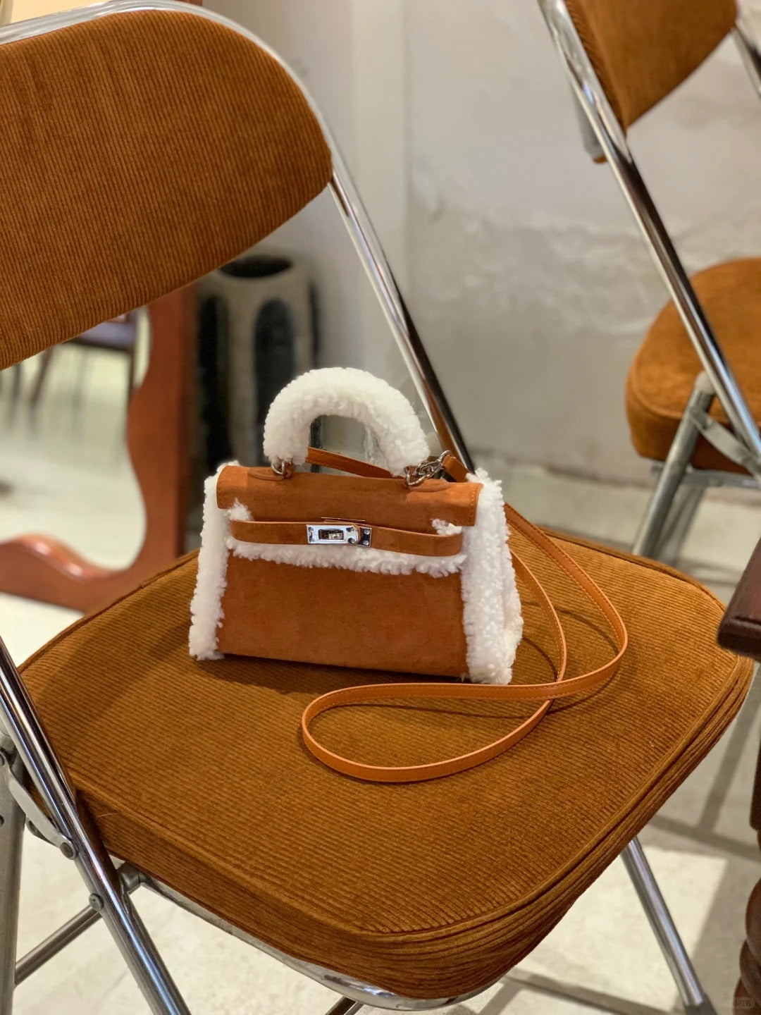 AUS Ozwear Fluffy Vintage Mini Bag